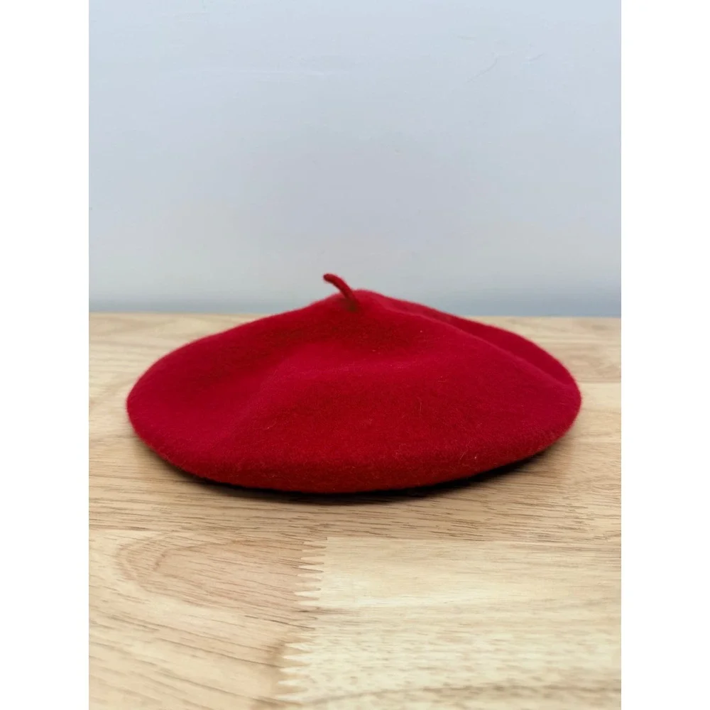Classic Red Lambs Wool Beret Hat One Size Fits All Cozy Winter Fashion #64